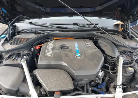 2020 BMW 530E xDrive Iperformance z USA, uszkodzony, nr VIN WBAJB1C09LCD80099